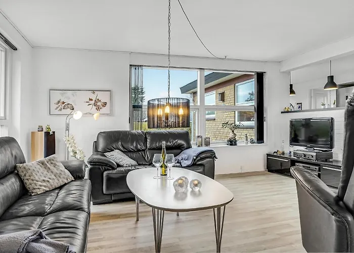 3 Bedroom In Semesterbostad *